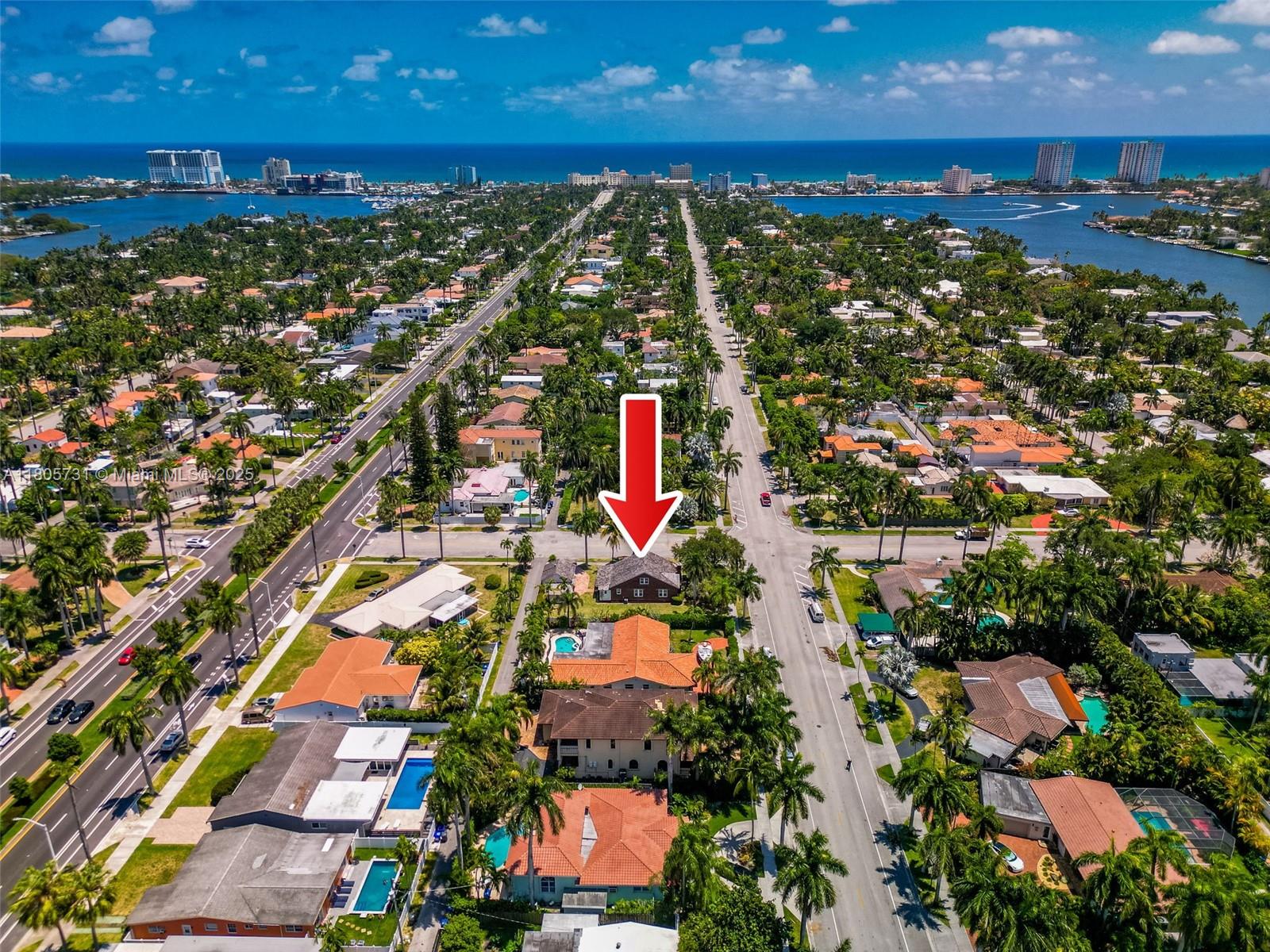 HOLLYWOOD LAKES SECTION - Residential