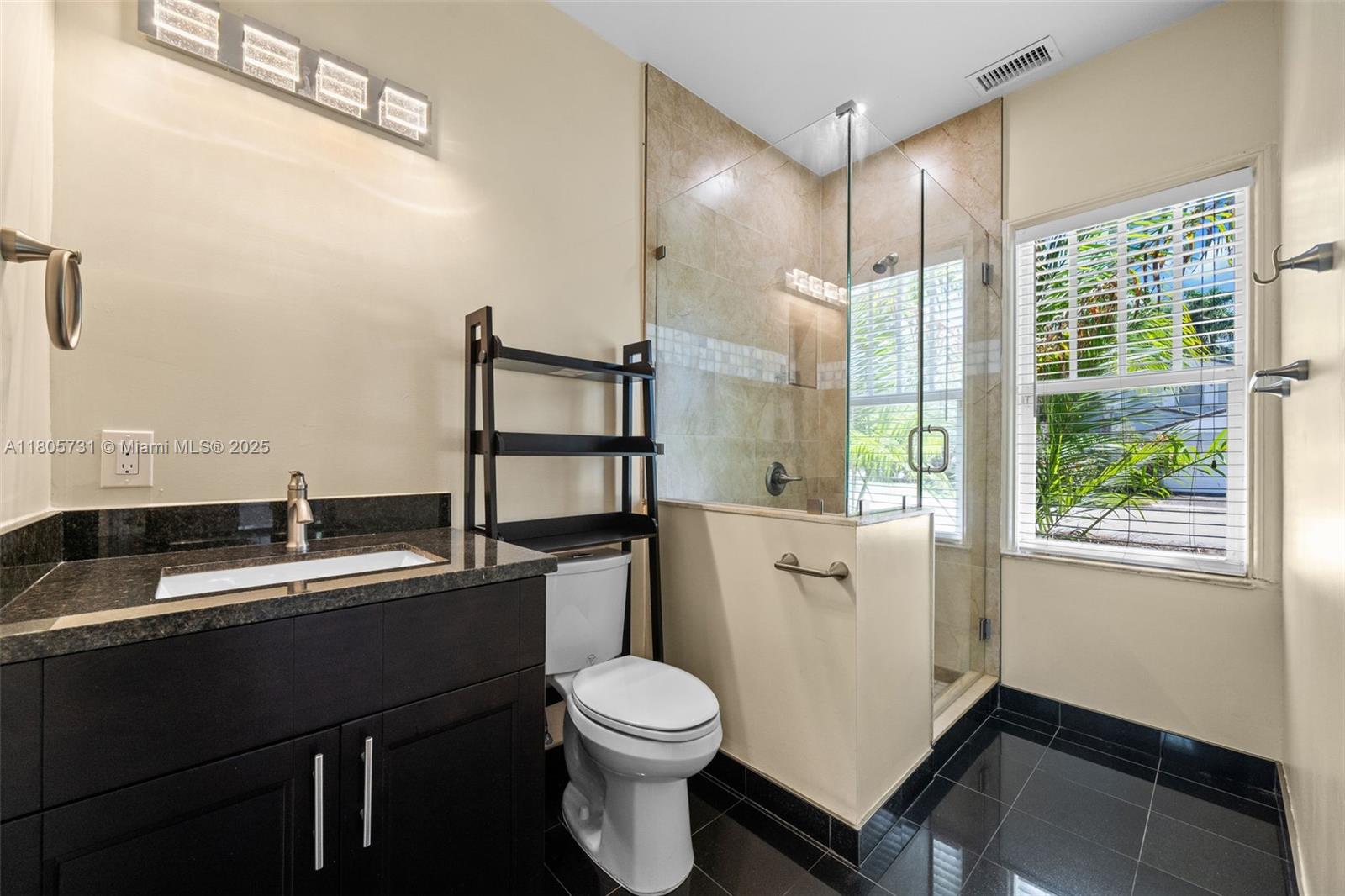 HOLLYWOOD LAKES SECTION - Residential