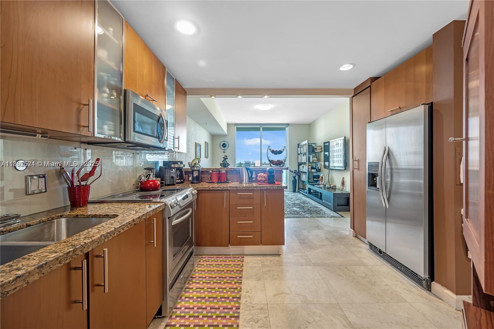 OCEAN MARINE YACHT CLUB C - Residential