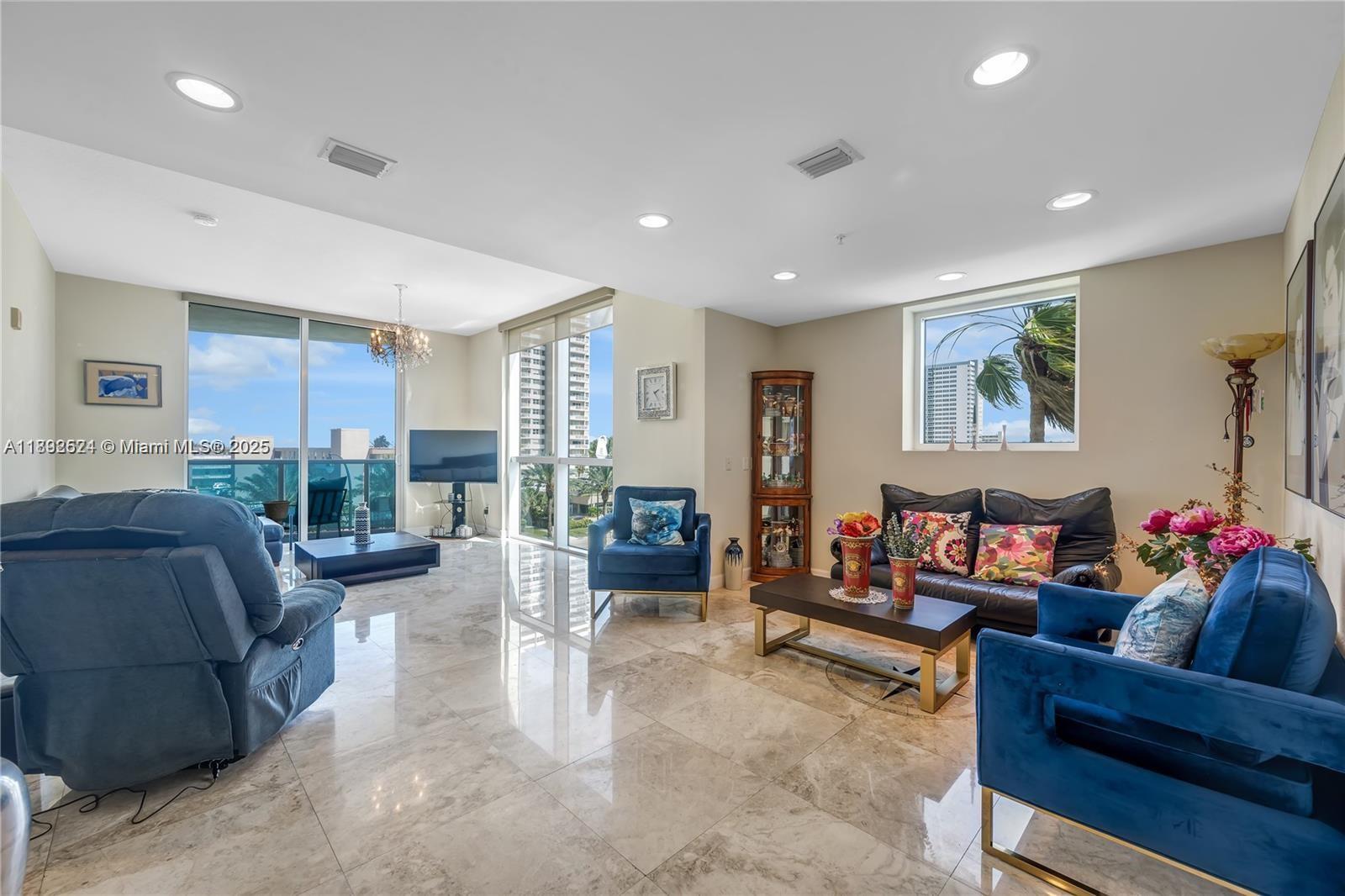 OCEAN MARINE YACHT CLUB C - Residential