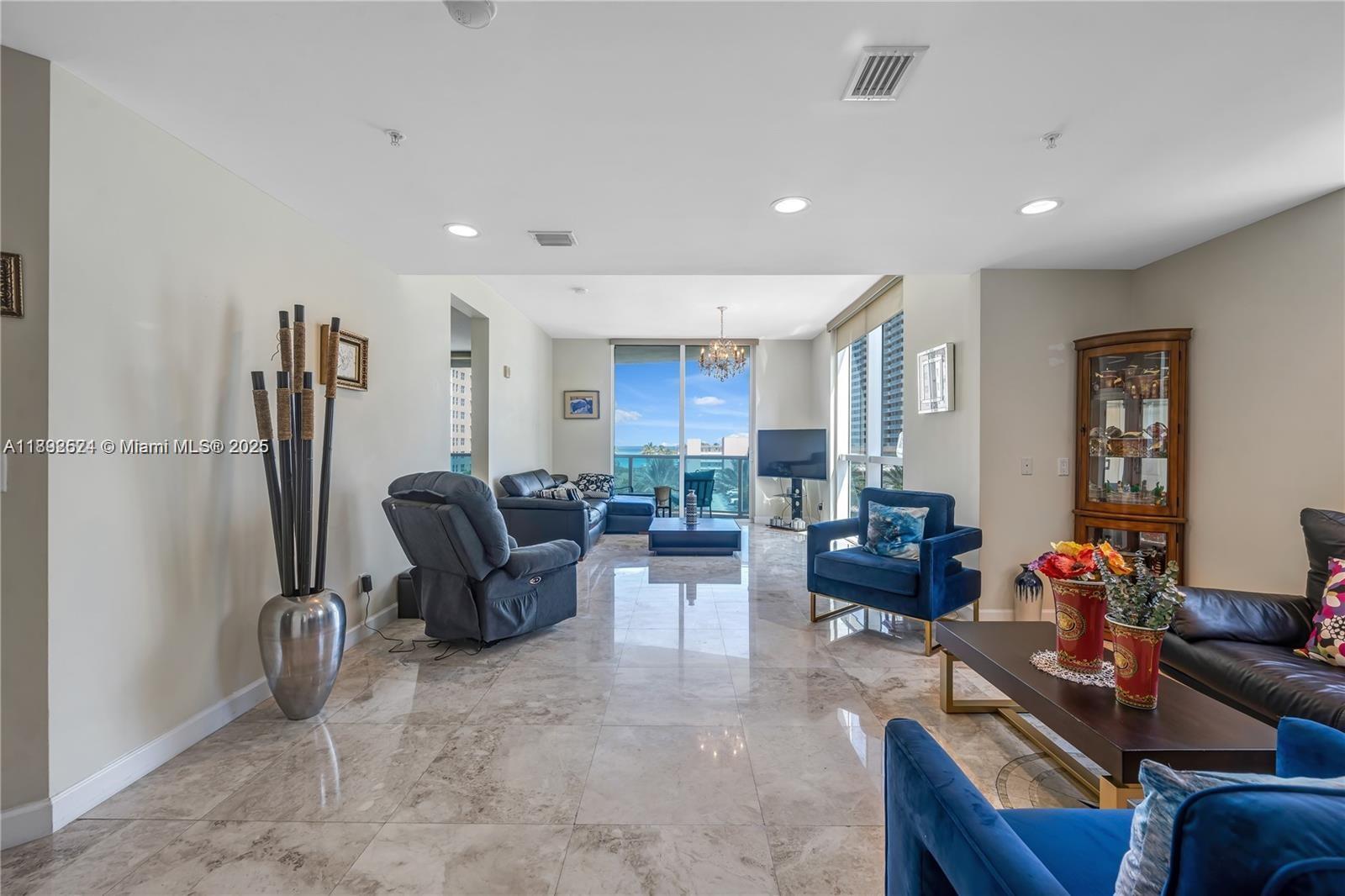 OCEAN MARINE YACHT CLUB C - Residential