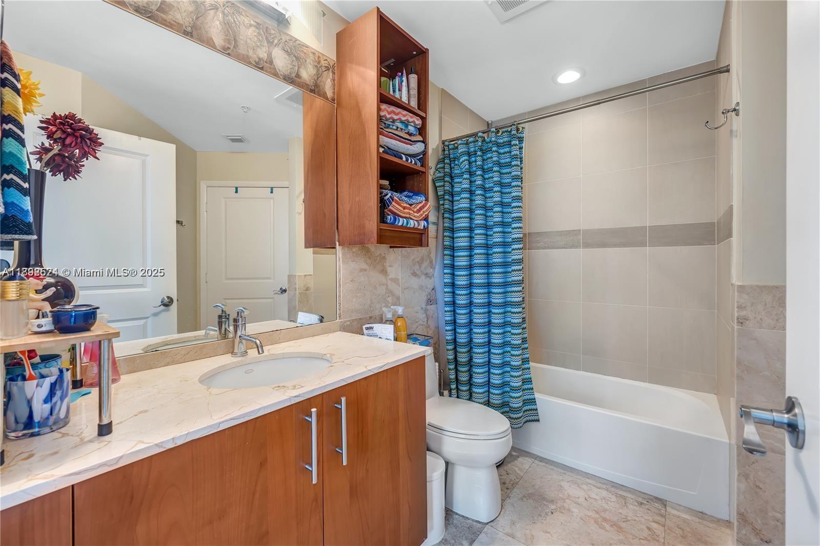 OCEAN MARINE YACHT CLUB C - Residential