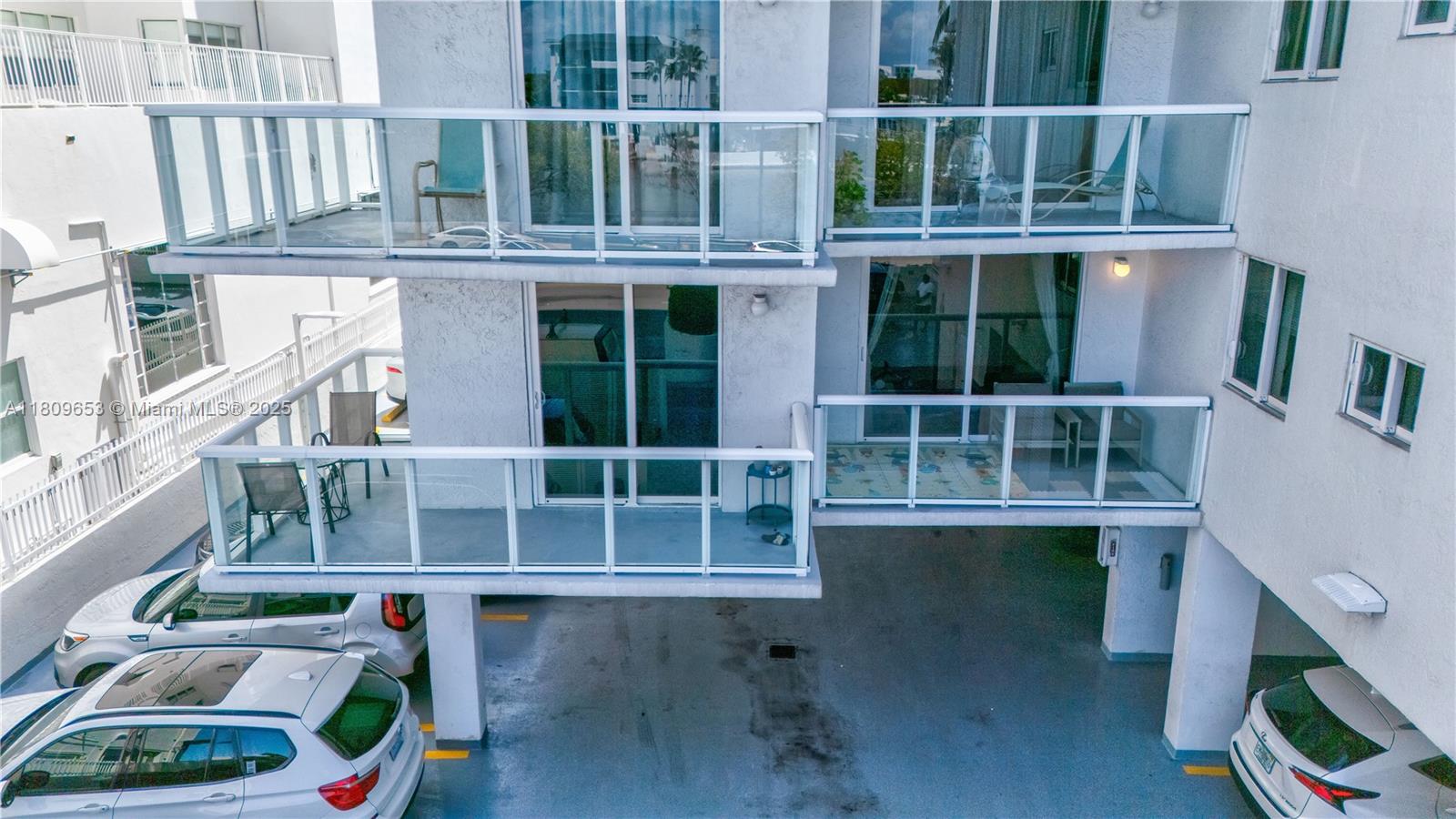 Rental Property at 2457 Collins Ave 202, Miami Beach, Miami-Dade County, Florida - Bedrooms: 1 
Bathrooms: 2  - $3,500 MO.