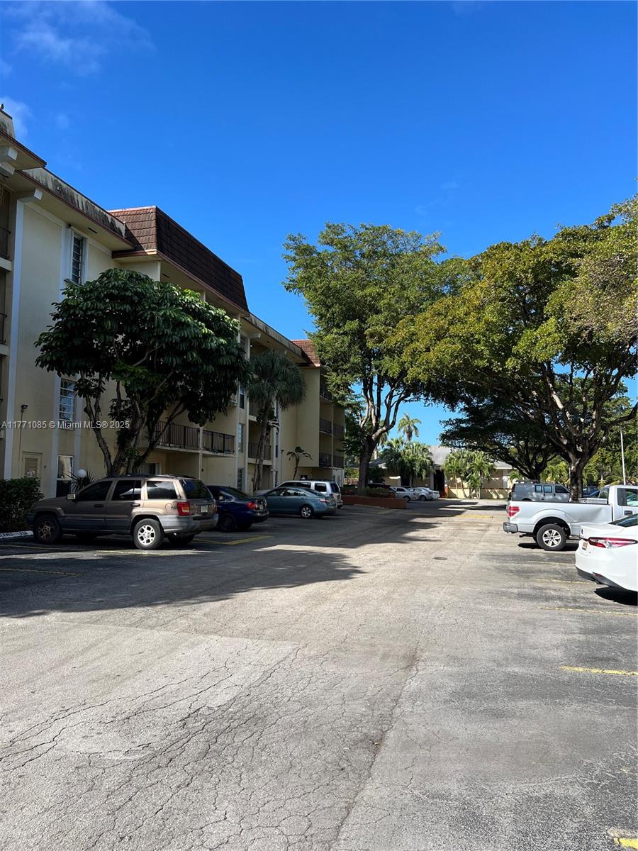 11925 Ne 2nd Ave B308, North Miami, Miami-Dade County, Florida - 2 Bedrooms  
2 Bathrooms - 