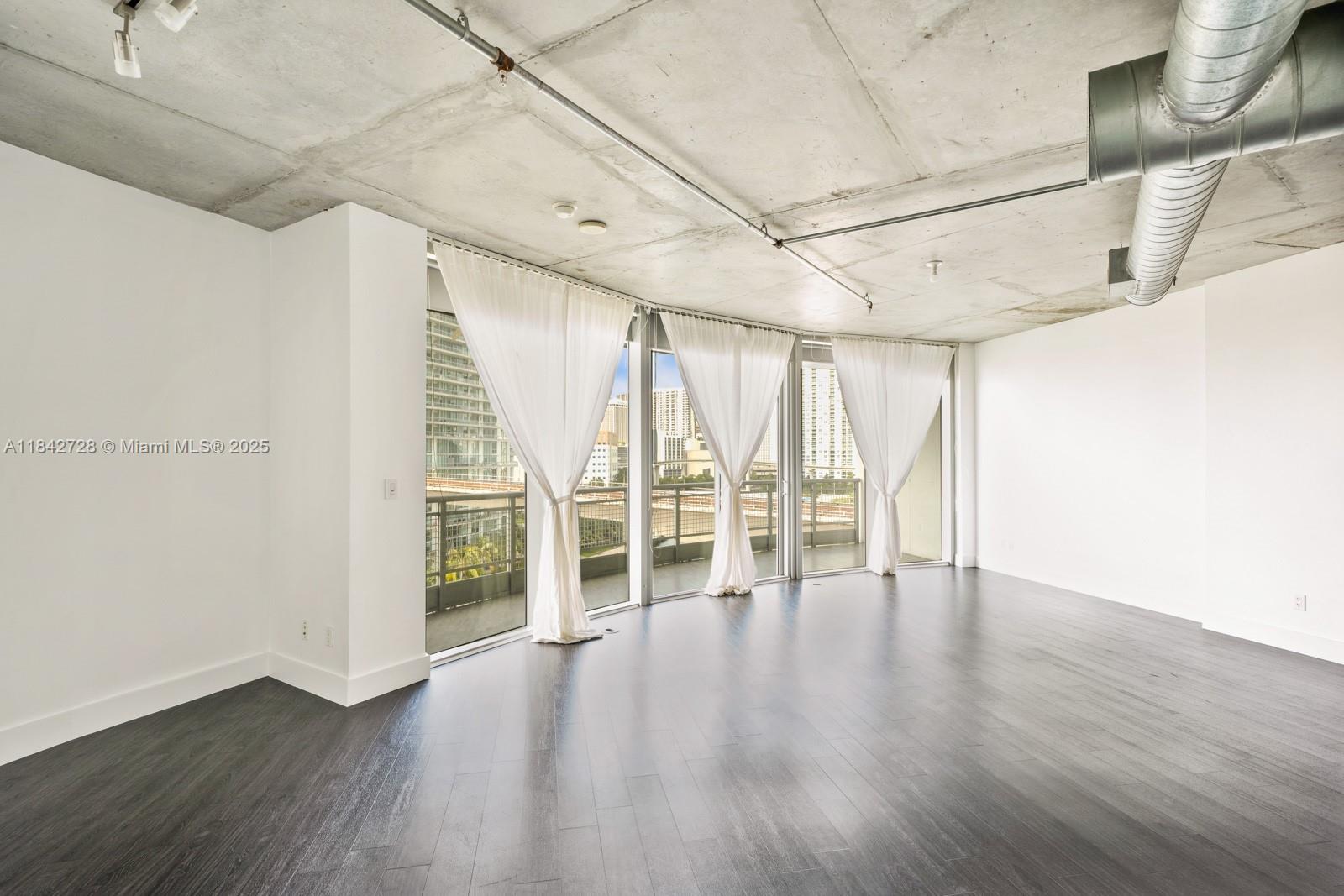 690 SW 1st Court 1001