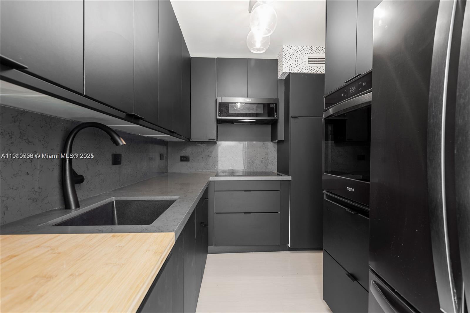 BELLE ISLE - Residential Lease