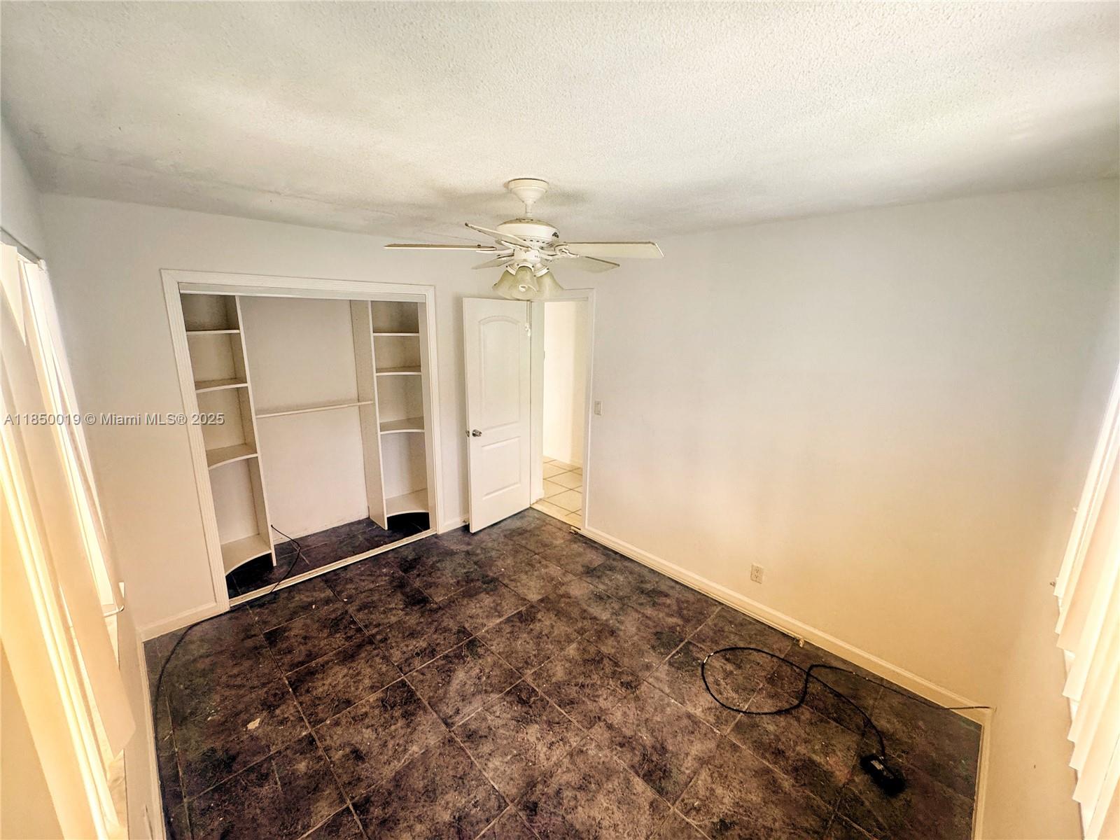 2609 NW 54th St, Tamarac, FL, 33309/$349,999 4 2609 NW 54th St