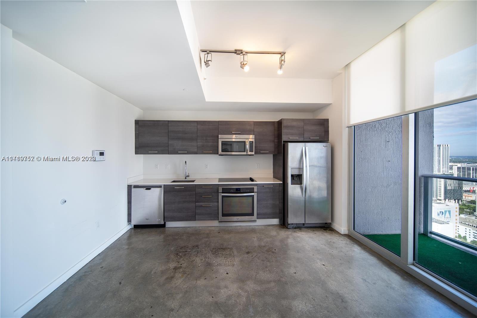 CENTRO CONDO - Residential Lease