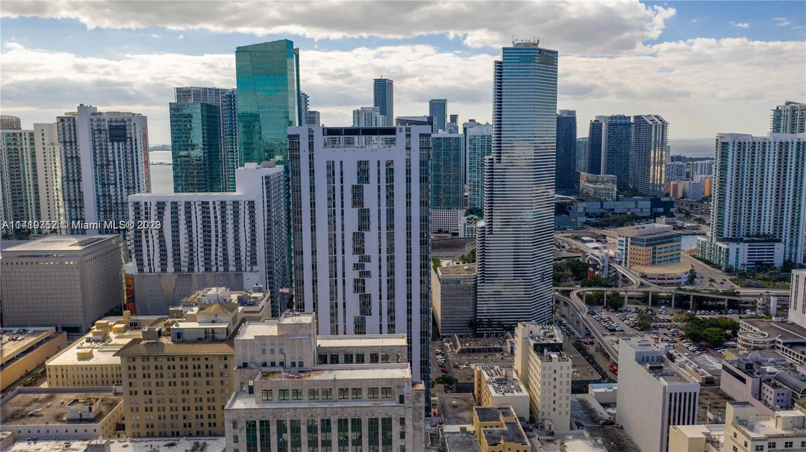 CENTRO CONDO - Residential Lease