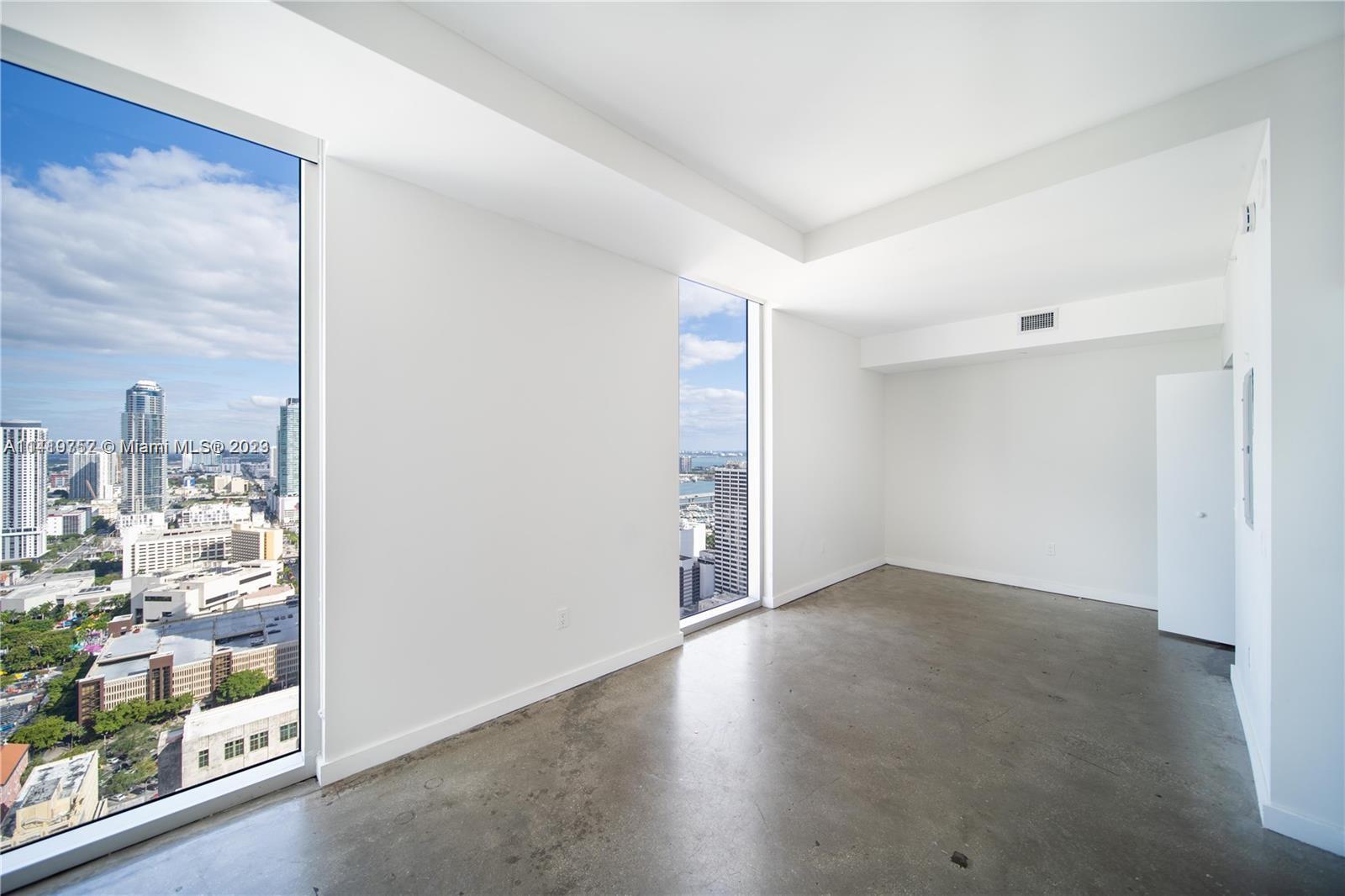 CENTRO CONDO - Residential Lease