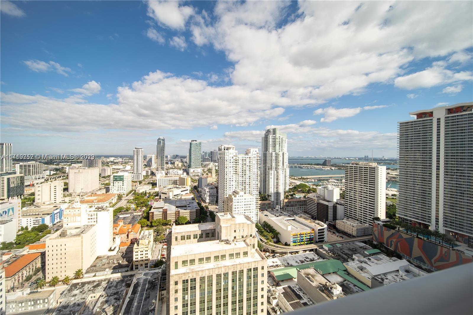 CENTRO CONDO - Residential Lease