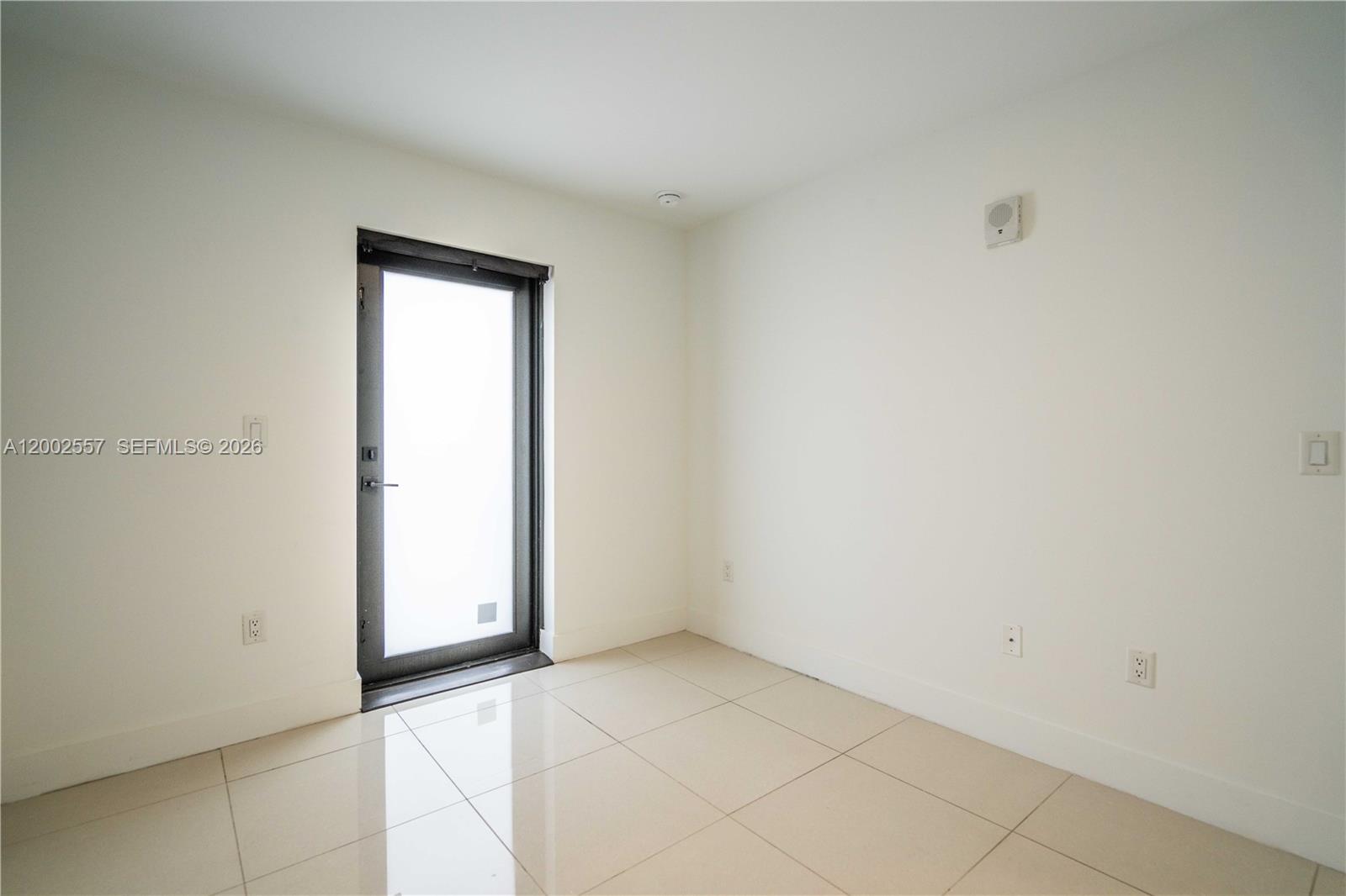 ISLE OF NORMANDY - Residential Lease