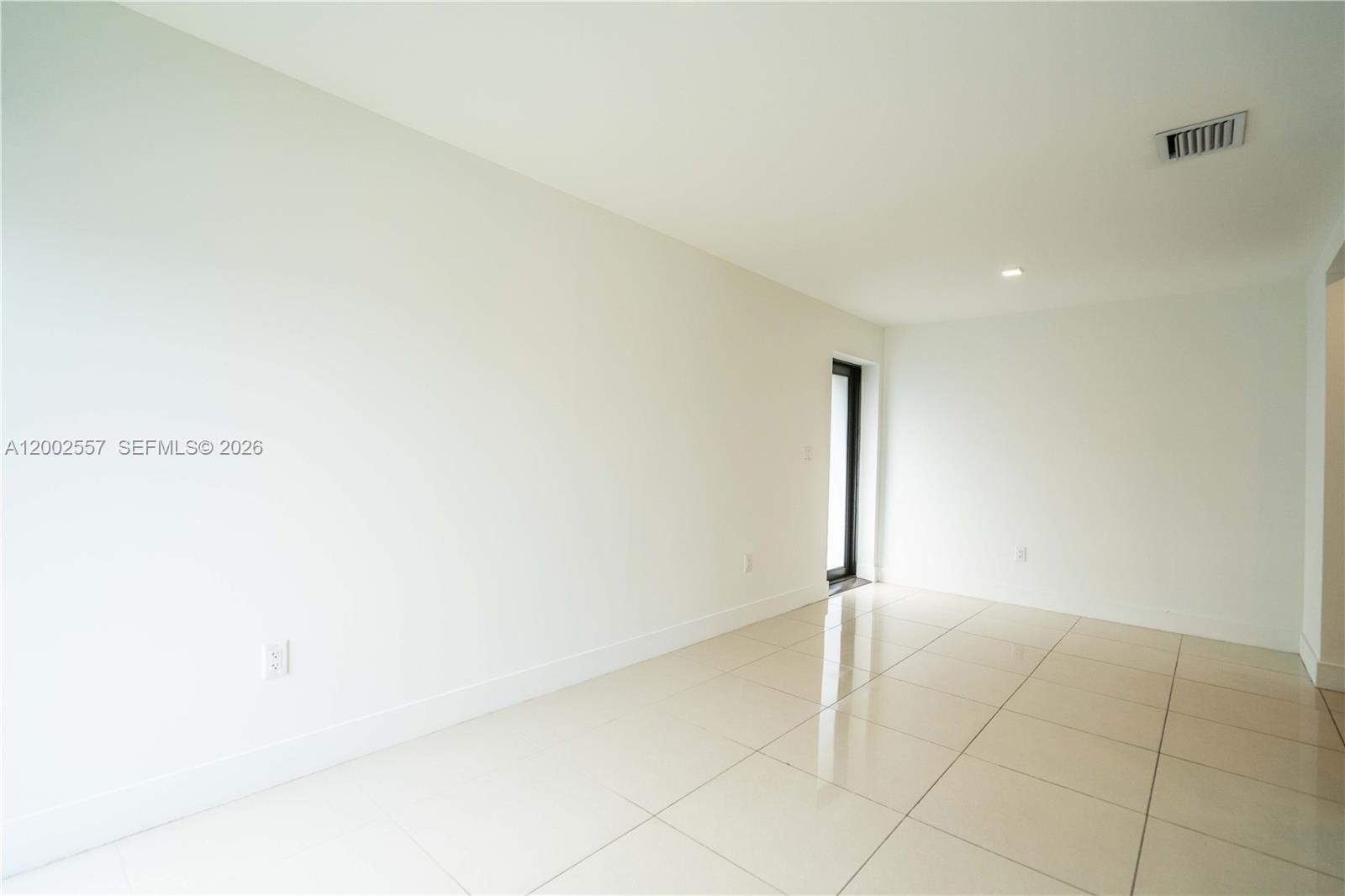 ISLE OF NORMANDY - Residential Lease