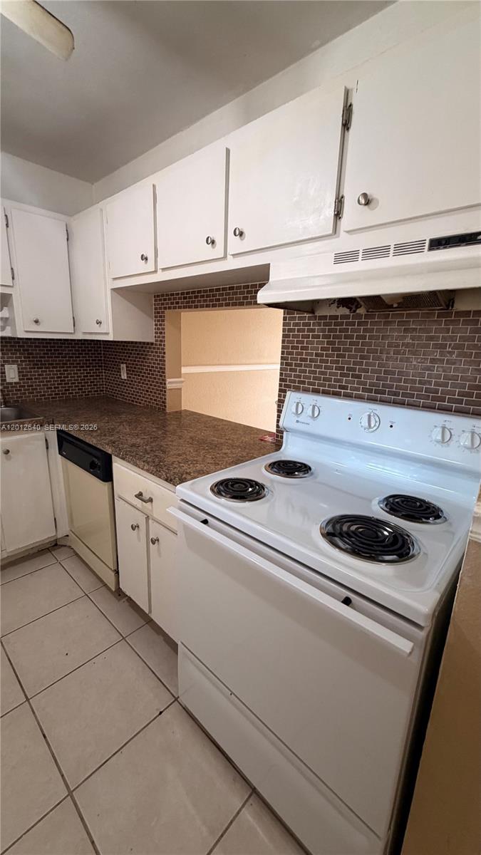 PUERTA DEL SOL CONDO - Residential