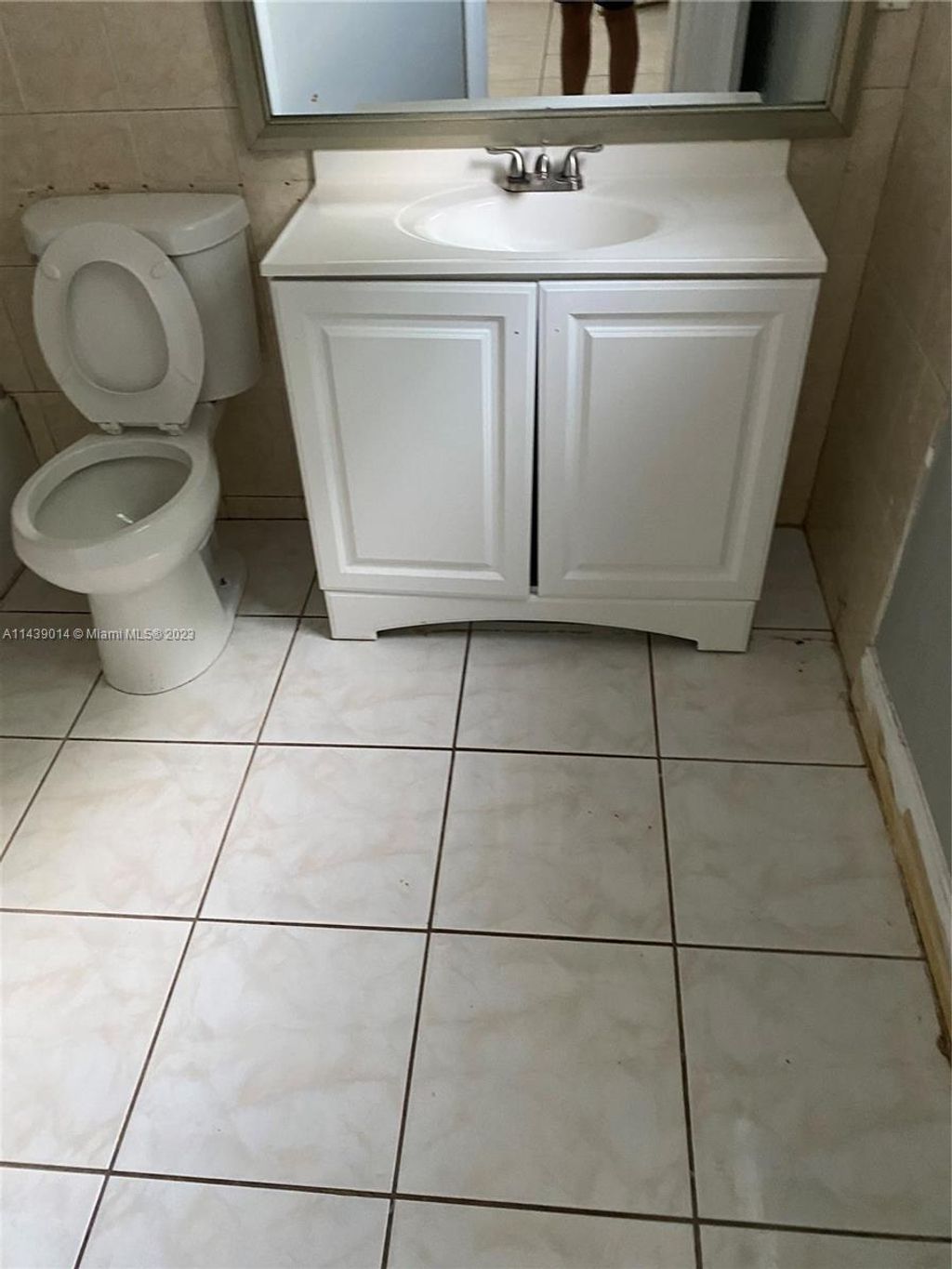 Photo of 1904 SW 10th Ct, Fort Lauderdale, FL 33312 (MLS # A11439014)