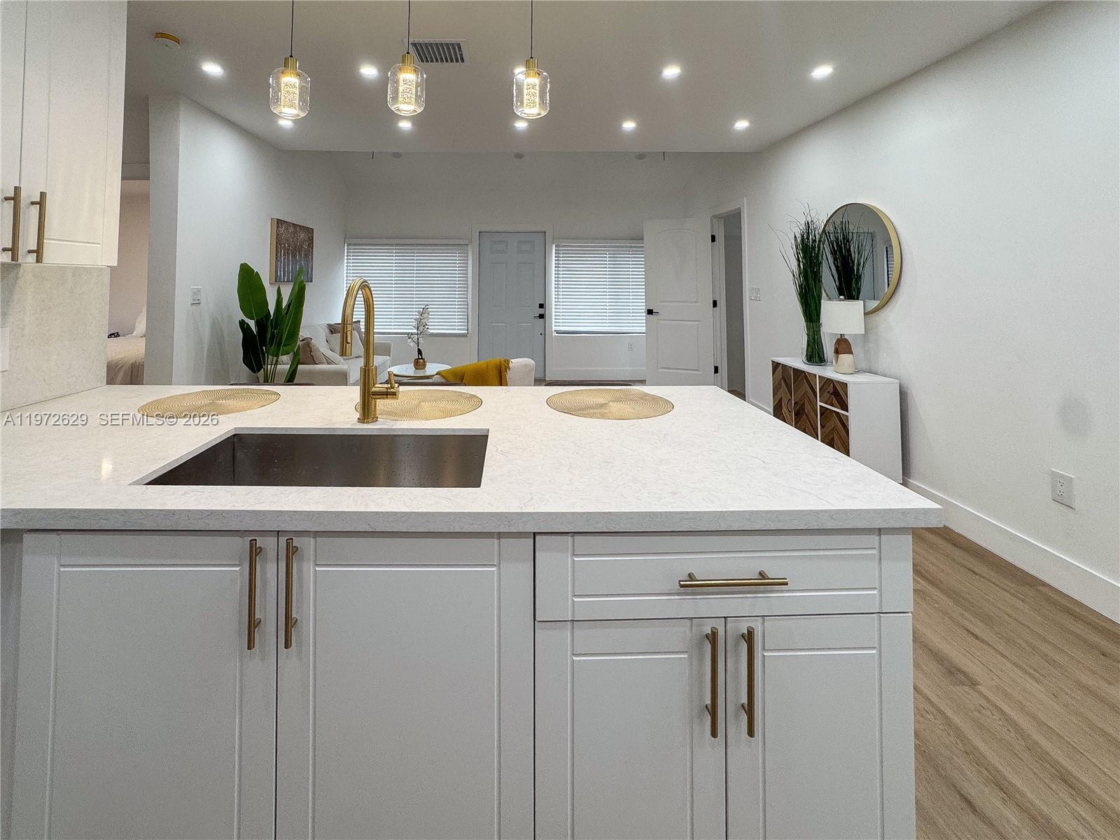 SEVENTH AVE PARK - Residential