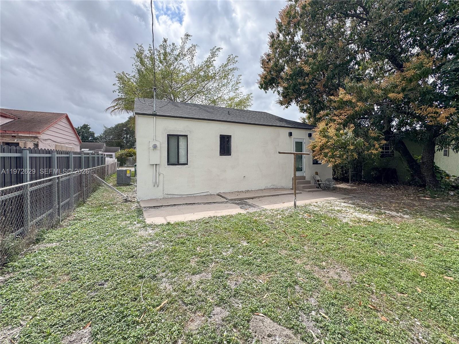 SEVENTH AVE PARK - Residential