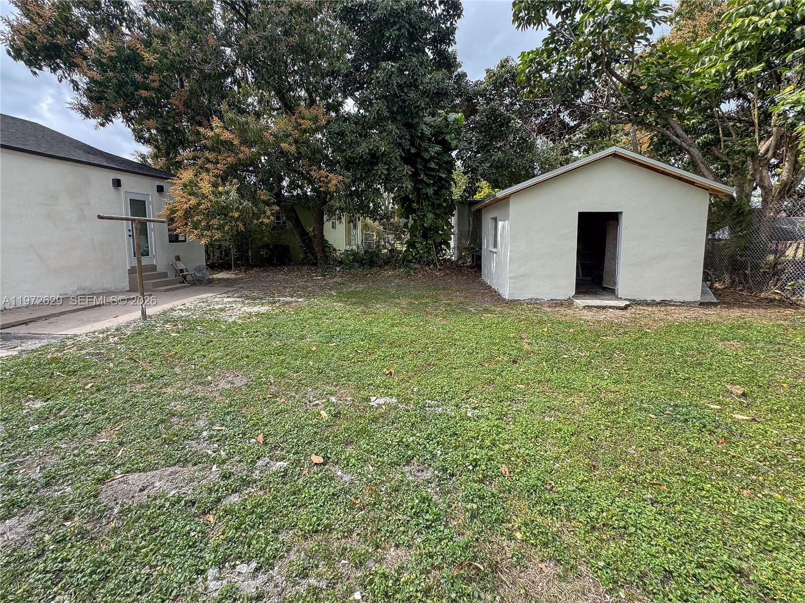 SEVENTH AVE PARK - Residential