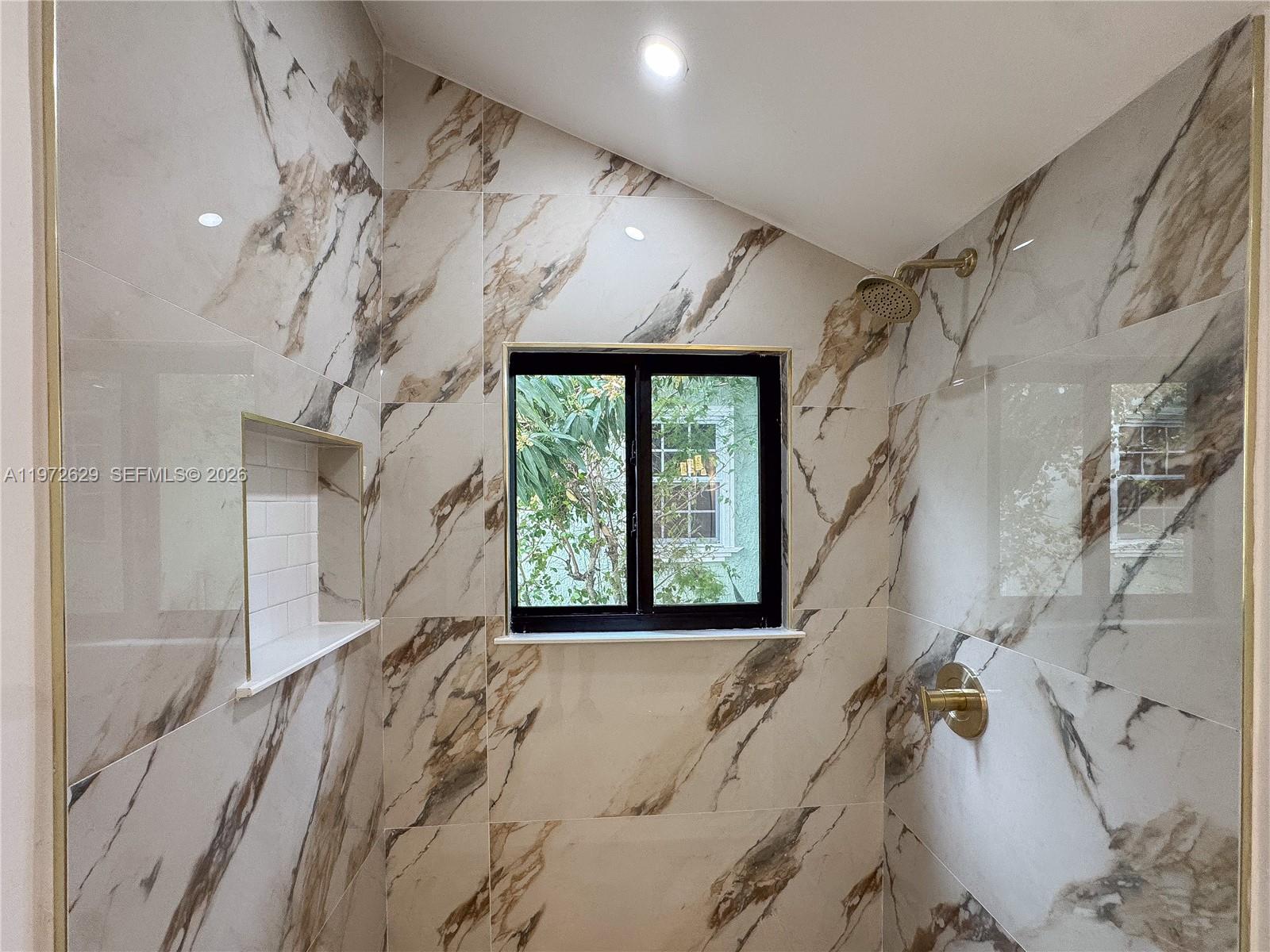 SEVENTH AVE PARK - Residential