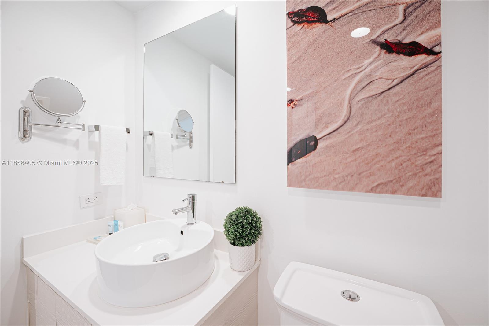 BEACHWALK CONDOMINIUM - Residential