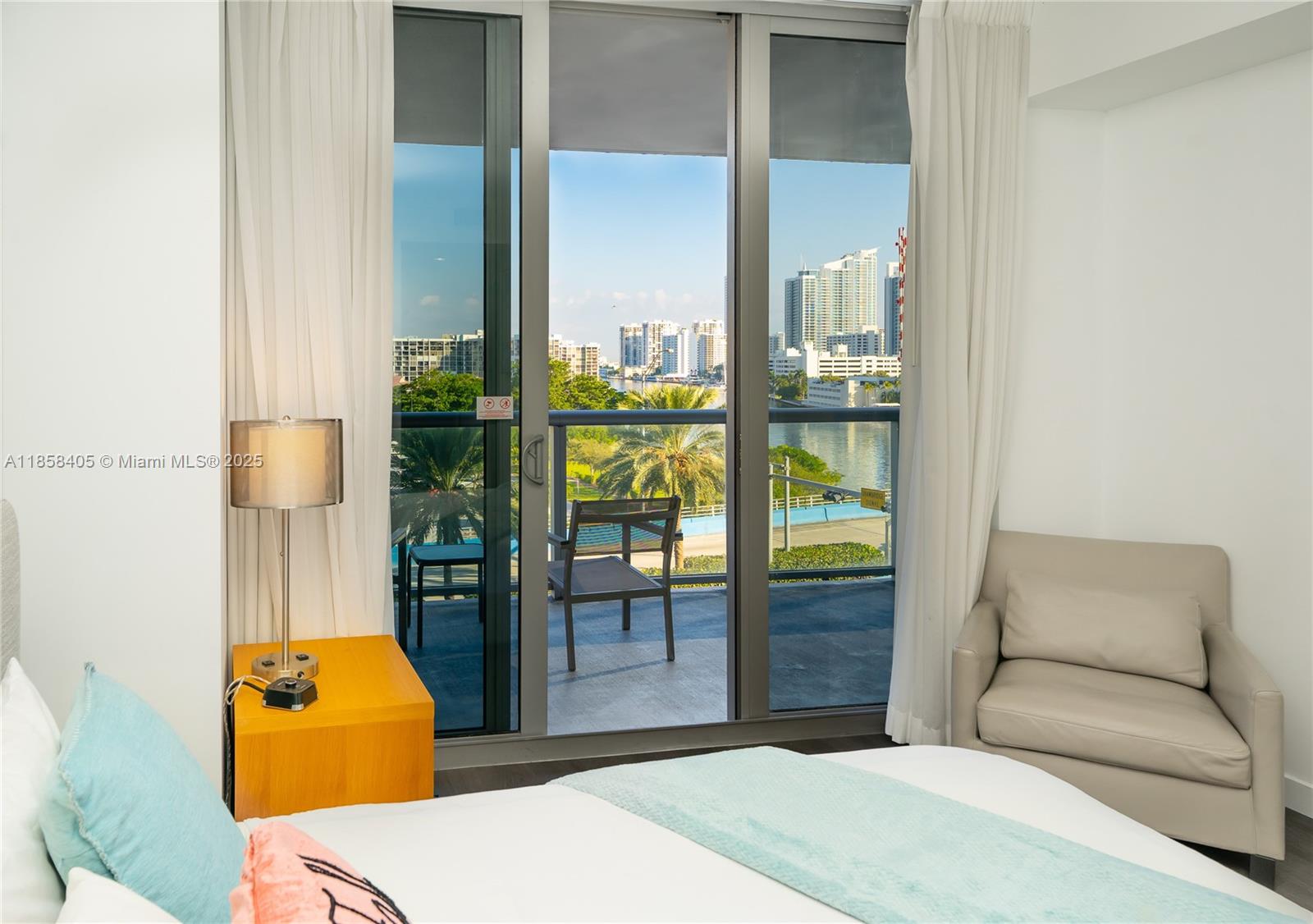 BEACHWALK CONDOMINIUM - Residential