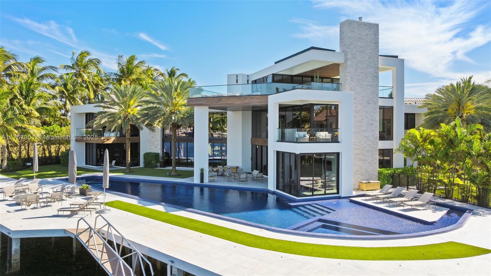 ISLA BAHIA - Residential