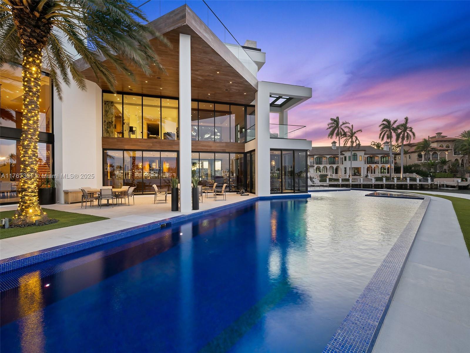ISLA BAHIA - Residential