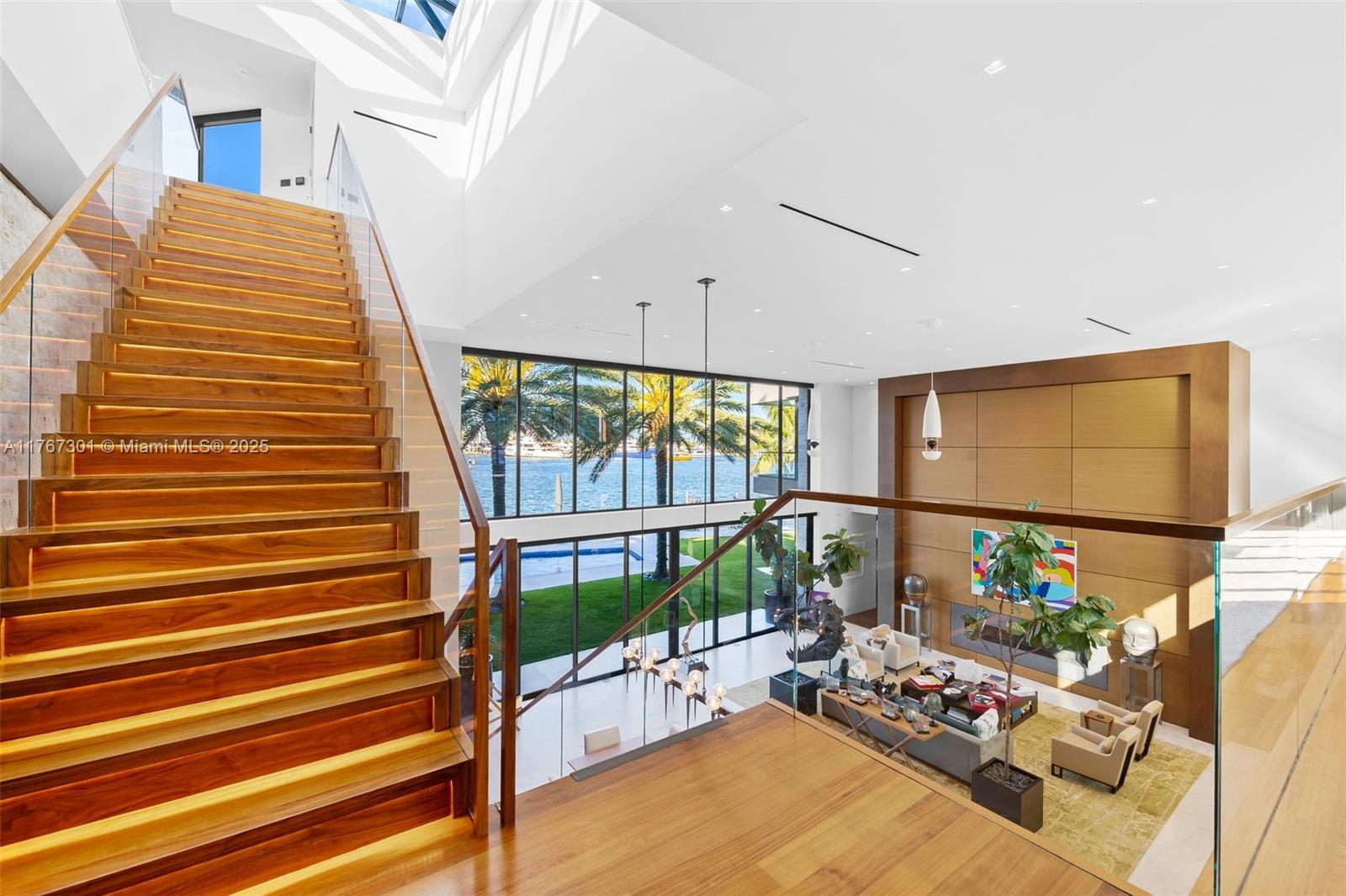 ISLA BAHIA - Residential