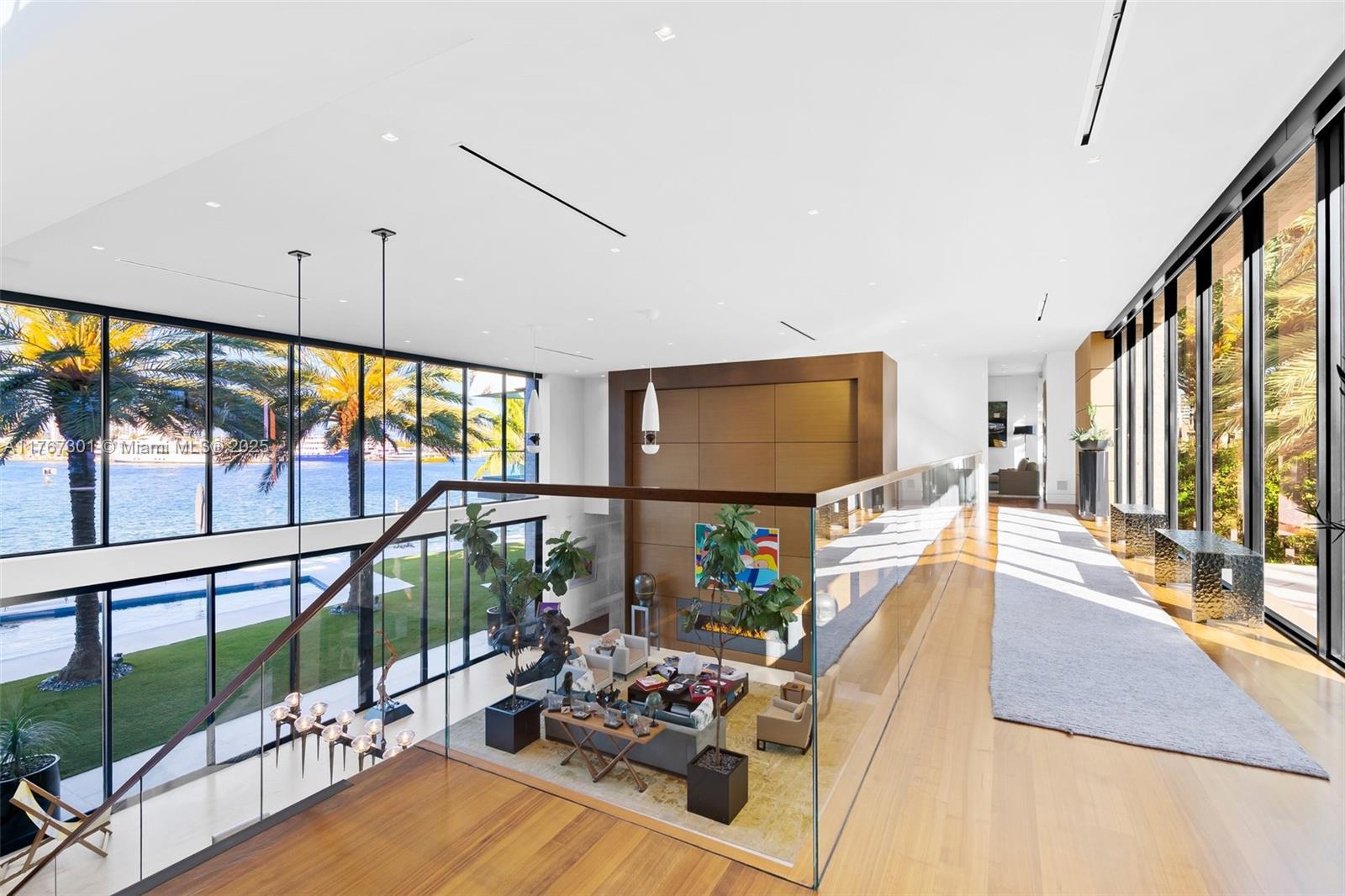 ISLA BAHIA - Residential