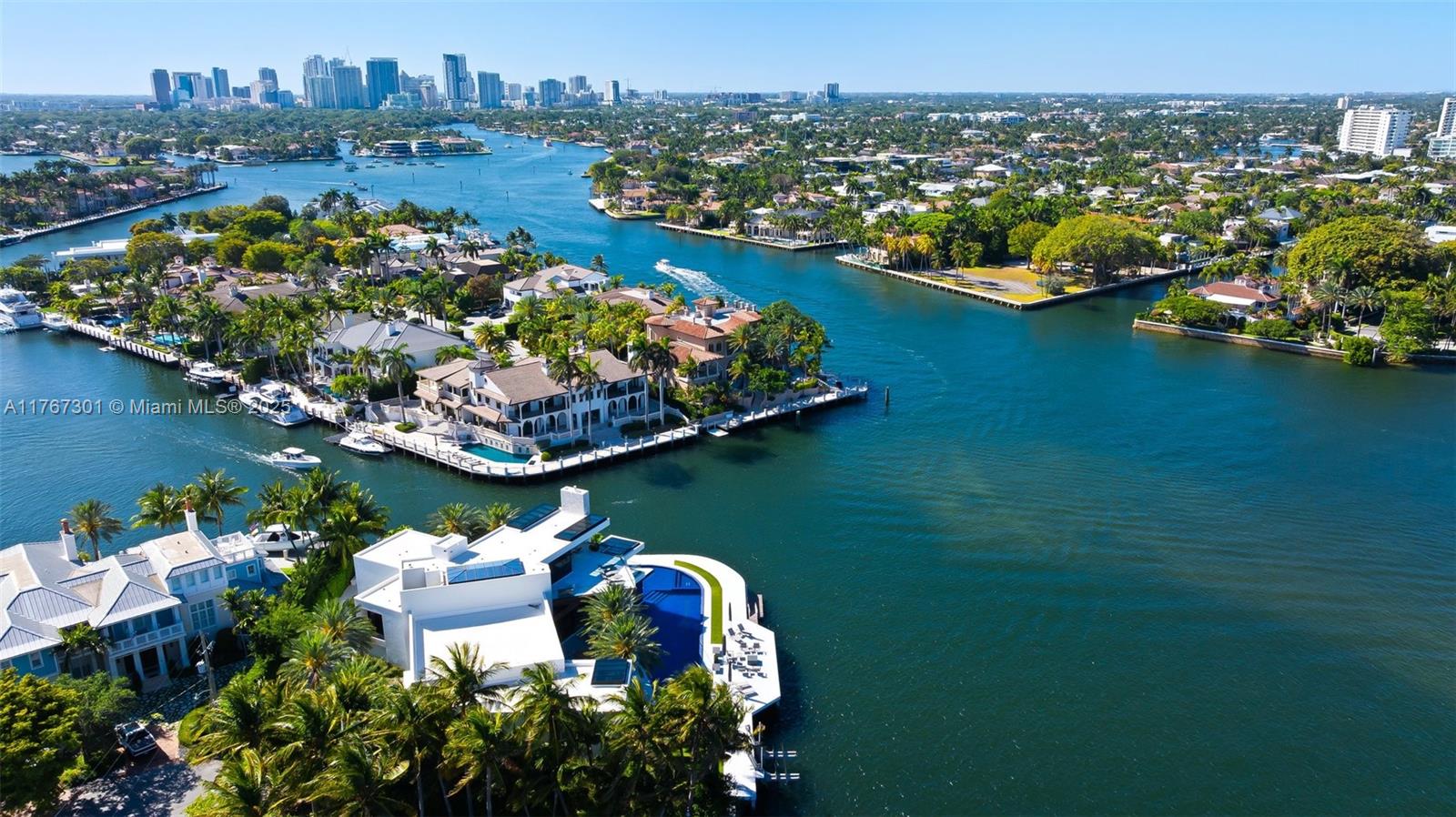 ISLA BAHIA - Residential