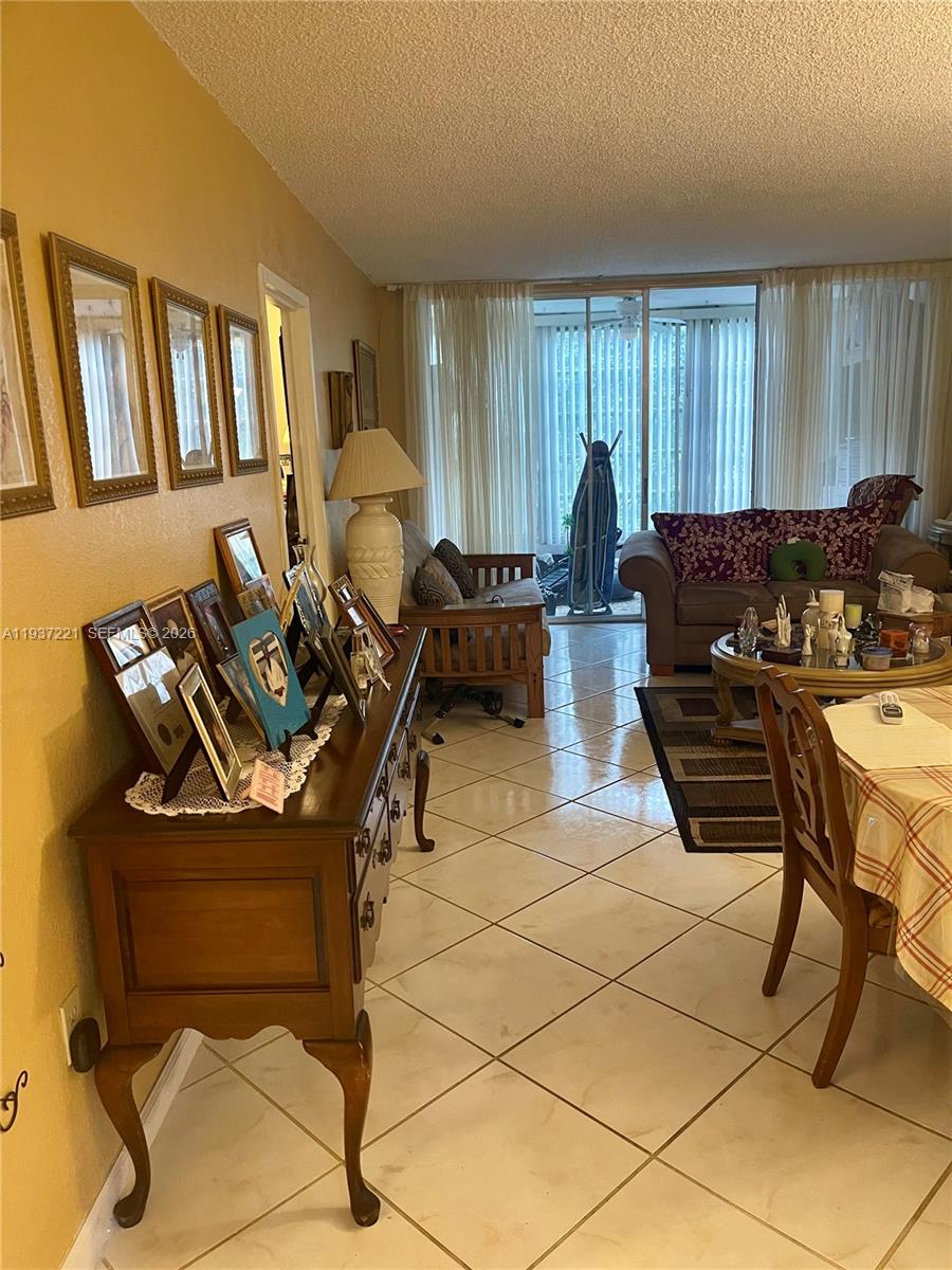 SANDS POINT CONDOMINIUM I - Residential