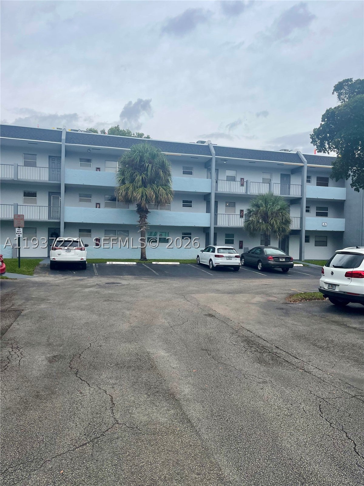 8351 Sands Point Blvd
