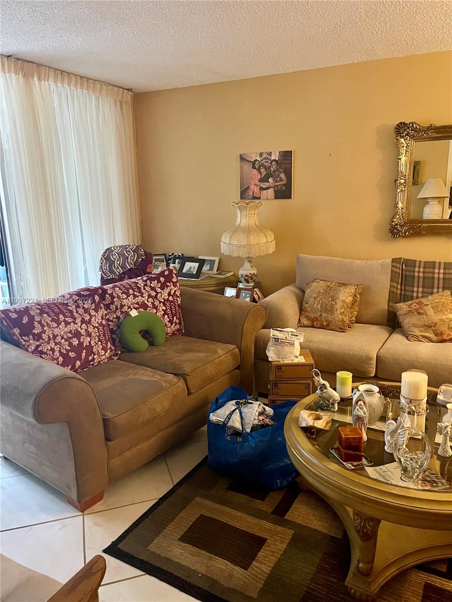 SANDS POINT CONDOMINIUM I - Residential