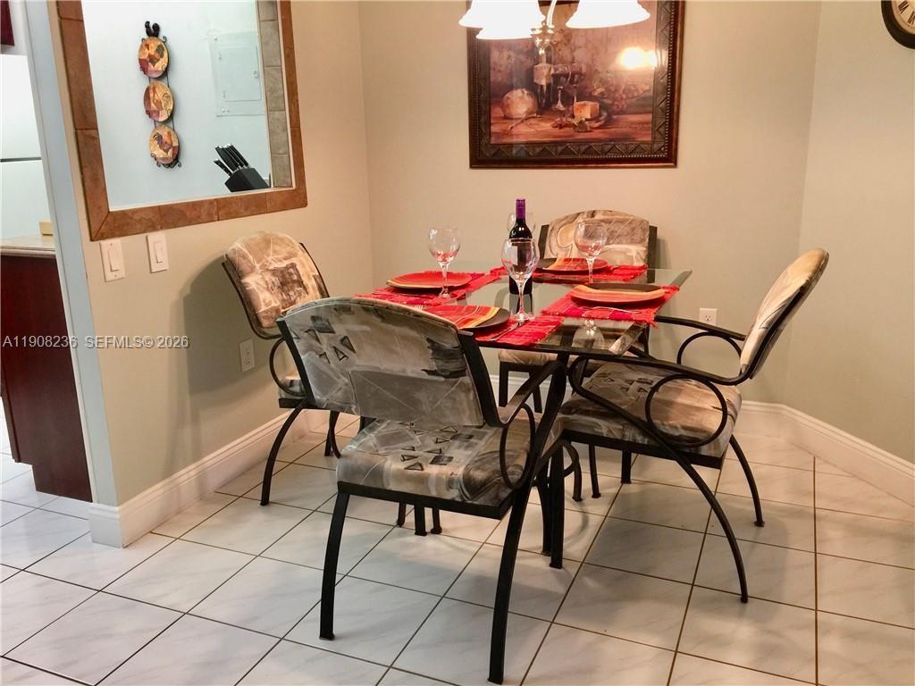 LIME BAY CONDOMINIUM 3 - Residential