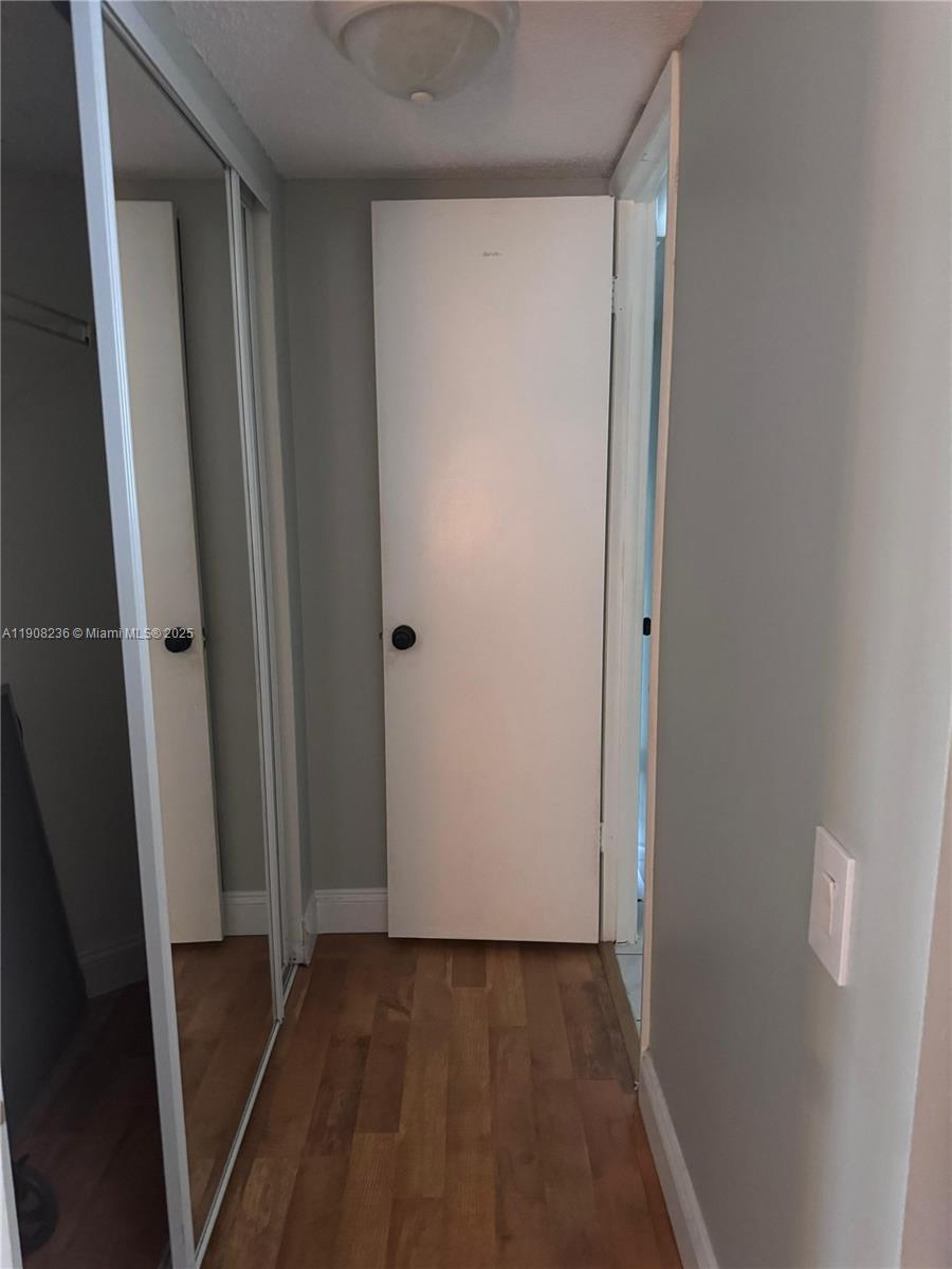 LIME BAY CONDOMINIUM 3 - Residential