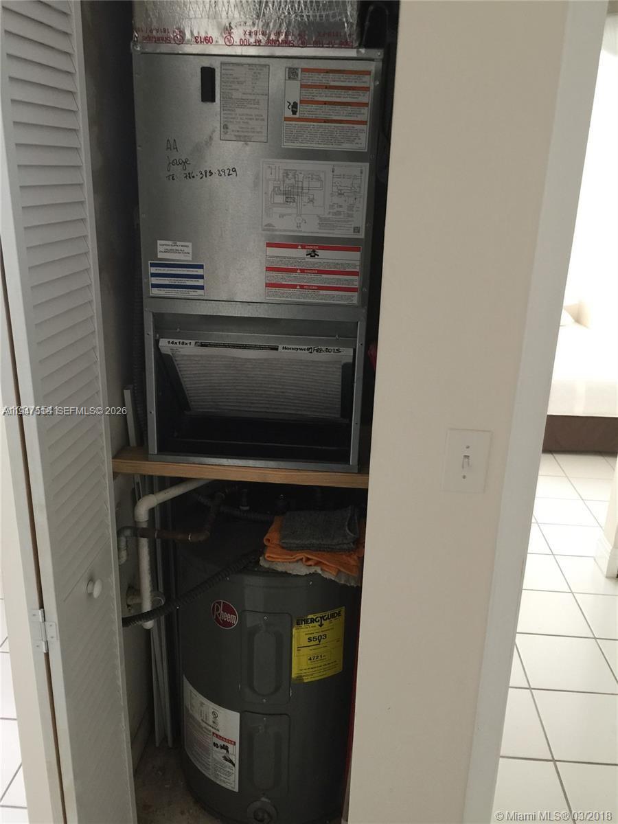 CARLTON BAY CONDO - Residential