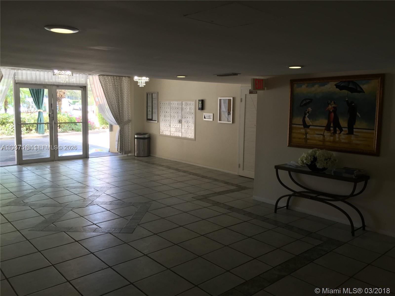 2821 N Miami Beach Blvd 4M