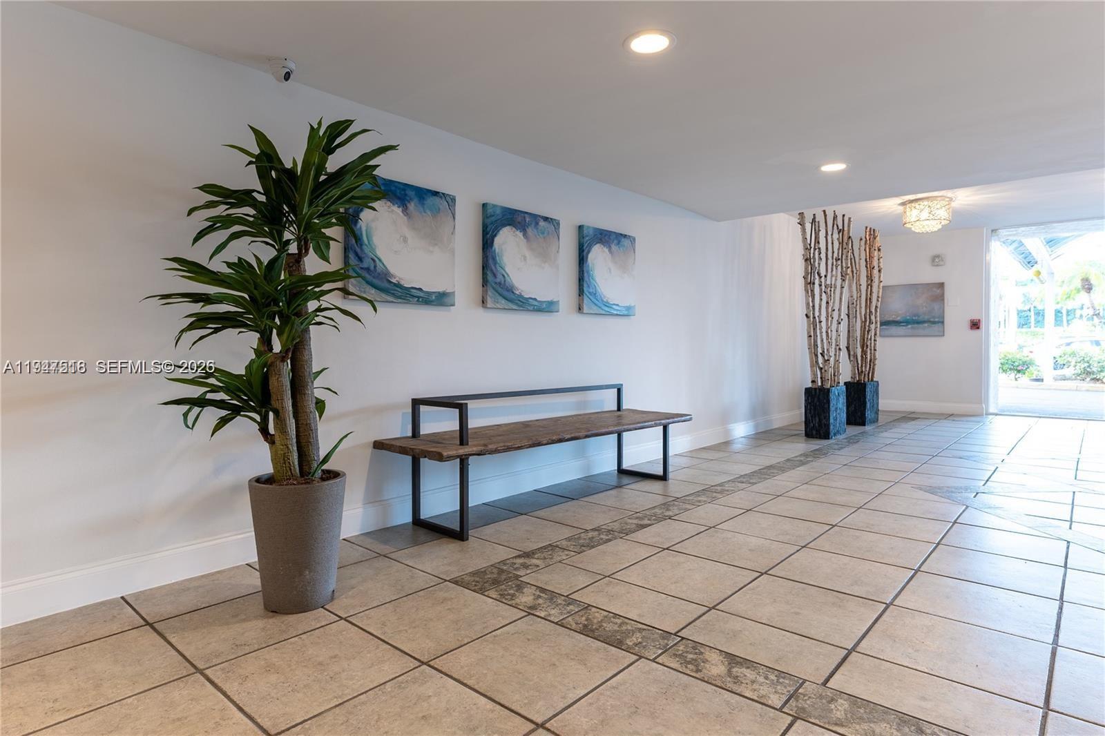 CARLTON BAY CONDO - Residential