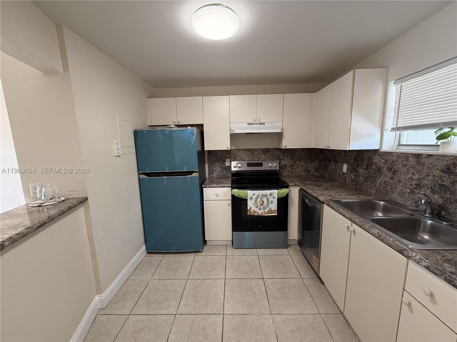 SPRINGCREST CONDO - Residential Lease