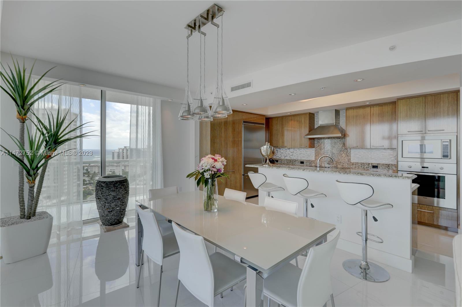 PLAZA AT OCEANSIDE (THE) - Residential