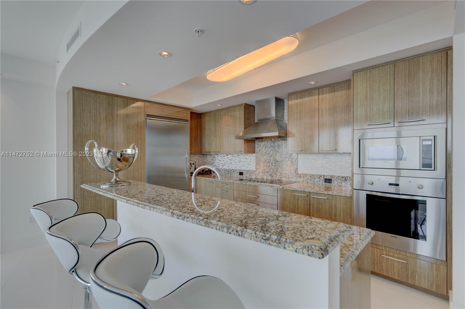 PLAZA AT OCEANSIDE (THE) - Residential