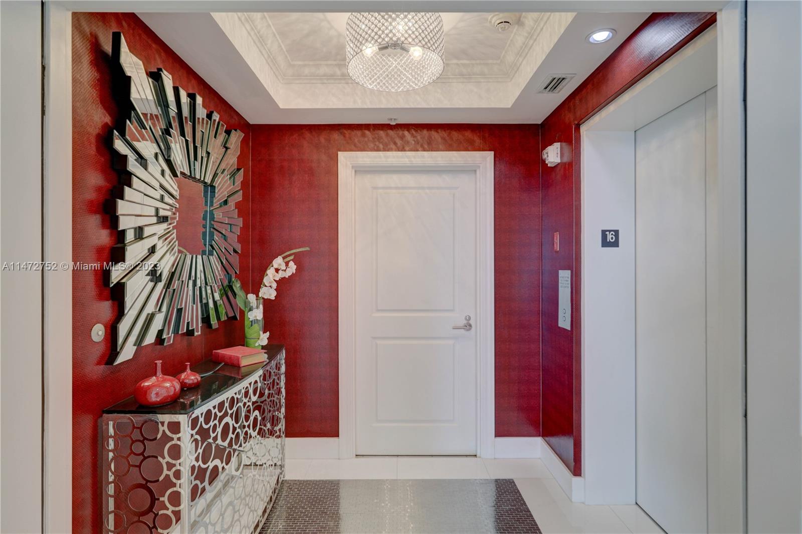 PLAZA AT OCEANSIDE (THE) - Residential