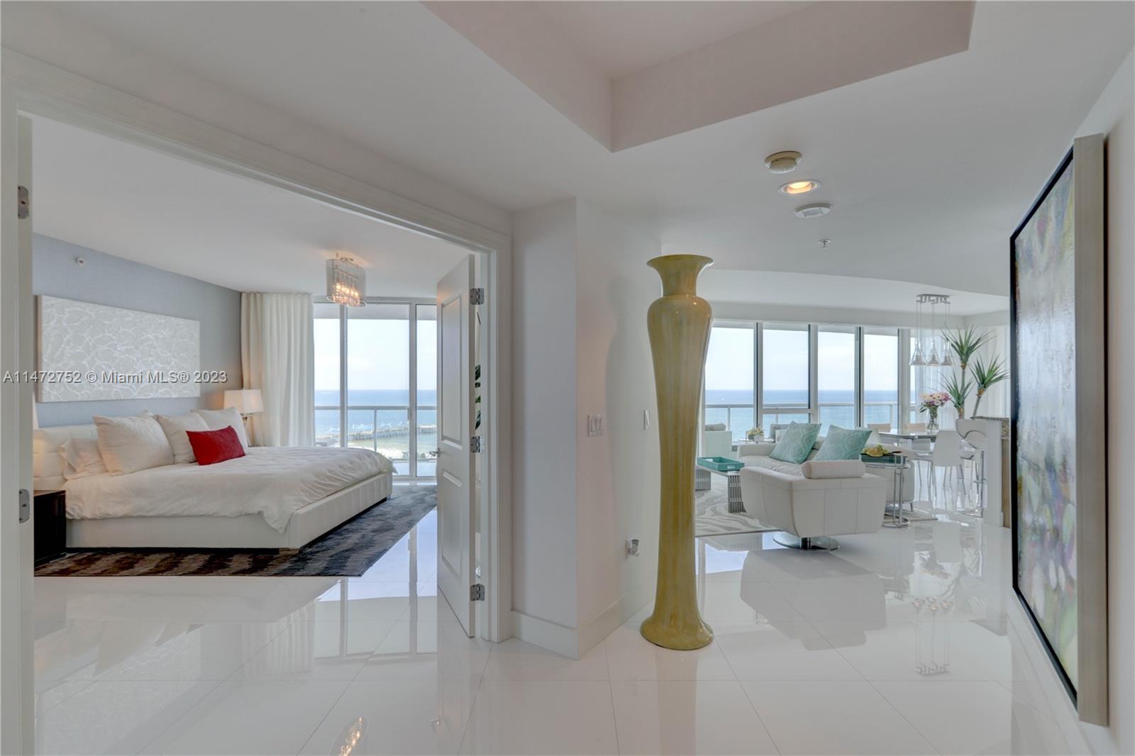 PLAZA AT OCEANSIDE (THE) - Residential