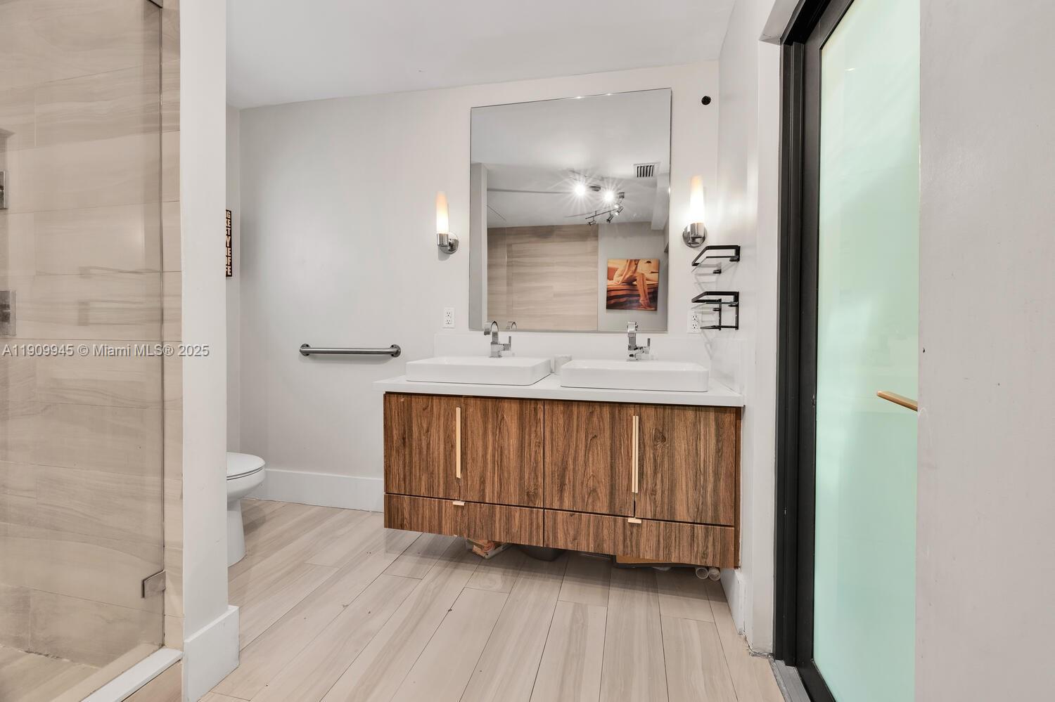 C GAB GRANADA SEC REV - Residential Lease