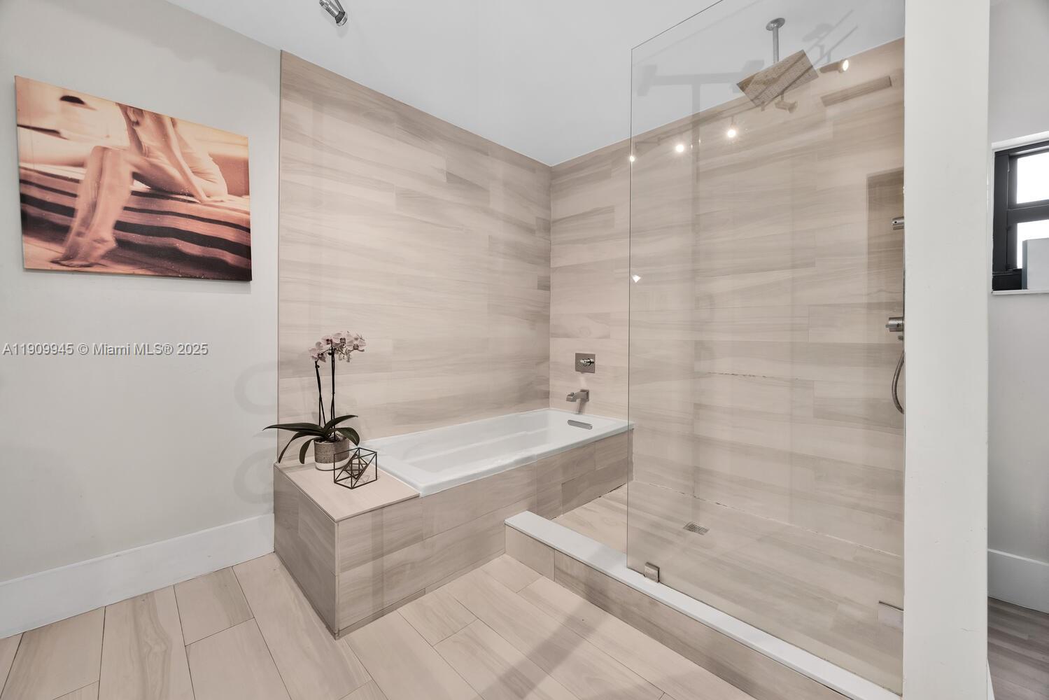 C GAB GRANADA SEC REV - Residential Lease