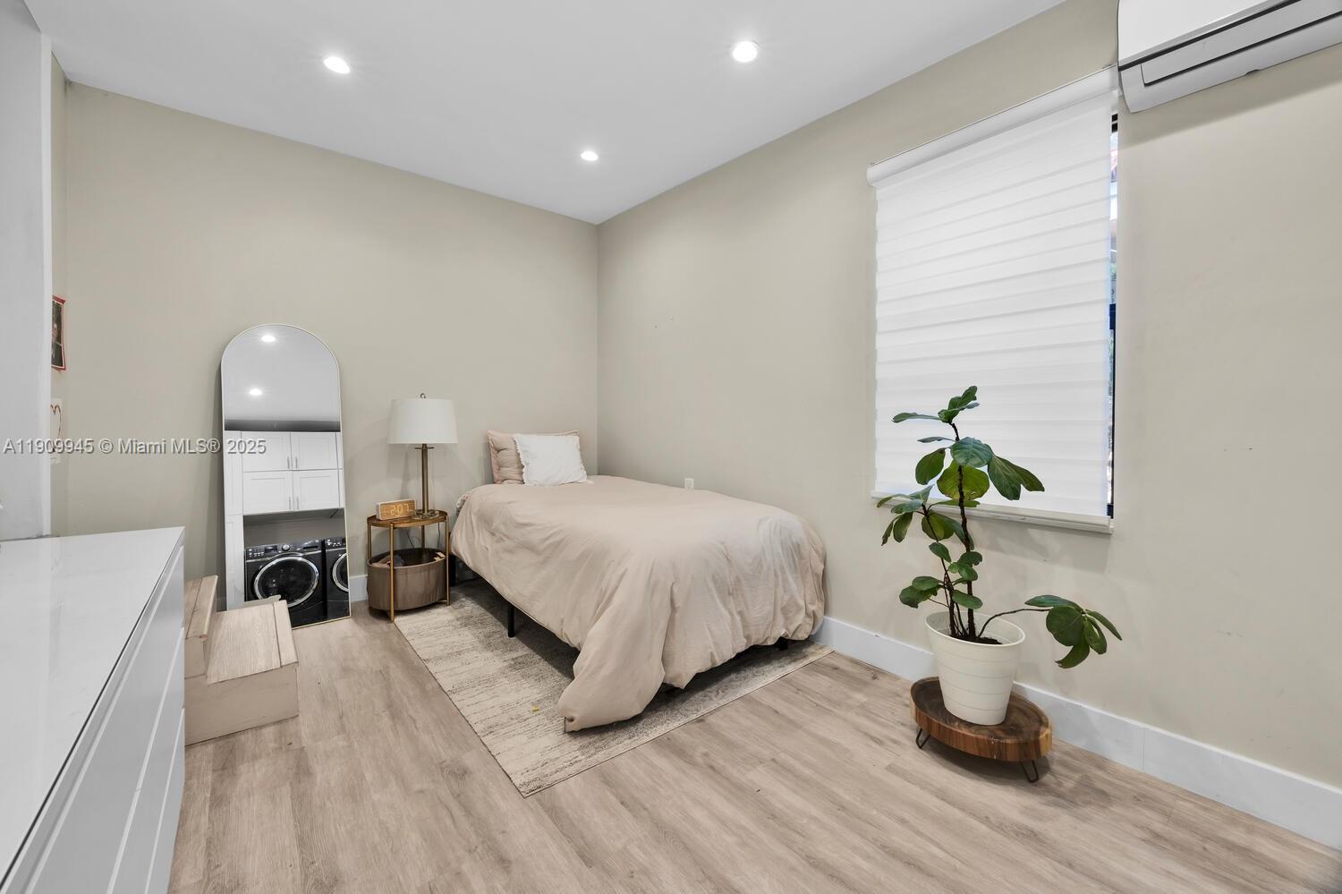 C GAB GRANADA SEC REV - Residential Lease