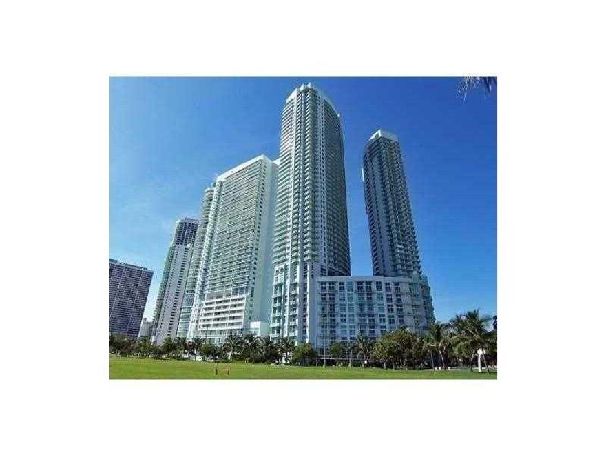 "RARELY AVAILABLE 2 BEDROOMS, 2 BATH, PLUS DEN CONDO WITH SOARING 13 FT CEILING AND SPECTACULAR DIRECT BAY VIEWS FROM EVERY ROOM. 1332 SQ FT OF OPEN LIVING SPACE WITH PLENTY OF CLOSETS AND 2 LARGE BALCONIES. THIS STUNNING CONDO IS IN PRISTINE CONDITION WI TH NEW CARPETING, STAINLESS STEEL APPLIANCES AND WASHER/DRYER. LOCATION IS EVERYTHING, AND THE QUANTUM ON THE BAY CONDOMINIUMS HAS IT ALL. 24/7 CONCIERGE AND GREAT AMENITIES. RENT INCLUDES CABLE, INTERNET, WATER AND PARKING."NO PETS, NO SMOKING".