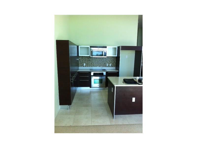 QUANTUM ON THE BAY CONDO - Residential Lease