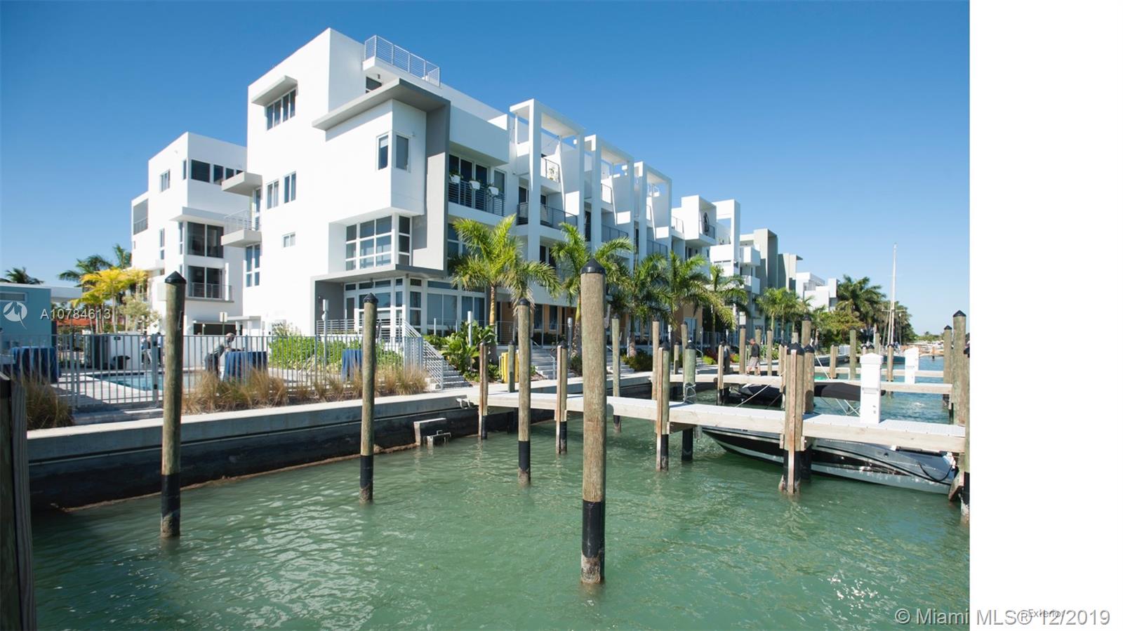 Iris on the Bay - Residential