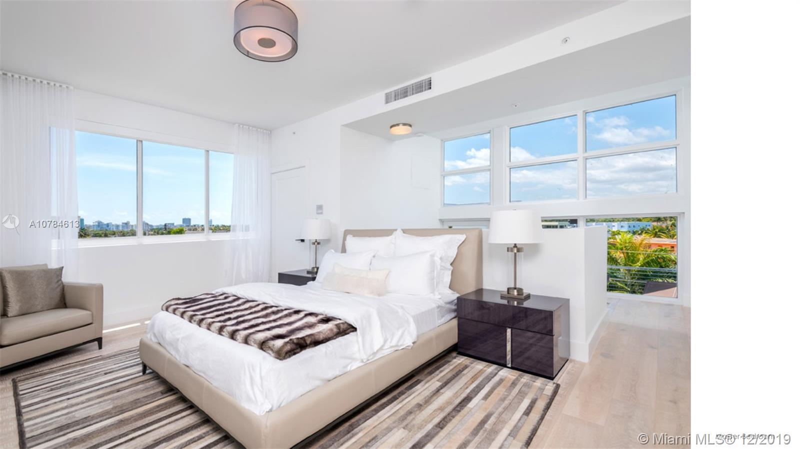 Iris on the Bay - Residential